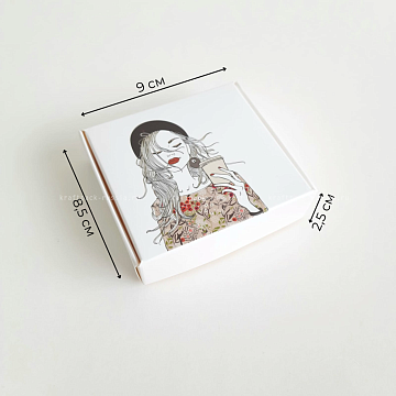 KRAFTPACK Коробка с матовой ламинацией 9х8,5х2,5 см, Девушка (2)